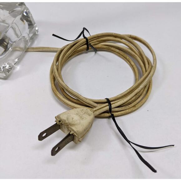 Vtg Mid-Century MCM Etched Crystal Glass Candlestick Table Nightstand Lamp 13" - Picture 7 of 9